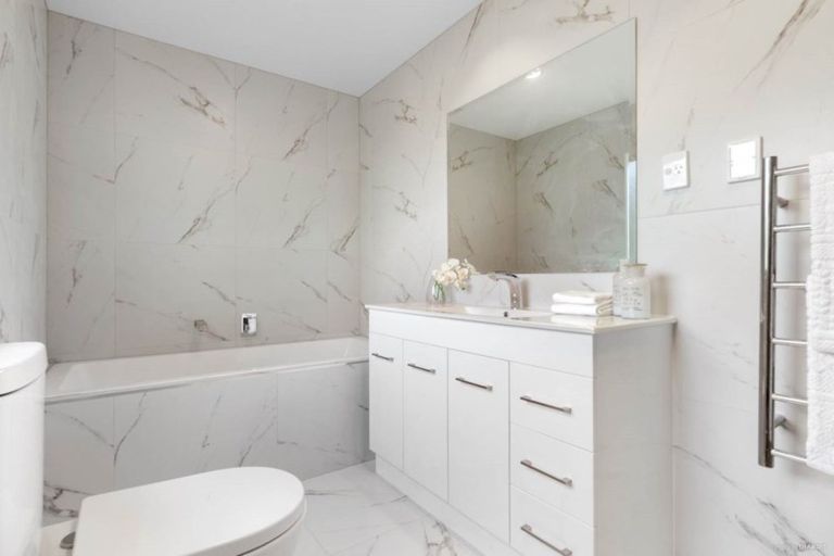 Photo of property in 12 Jaedee Court, Howick, Auckland, 2014