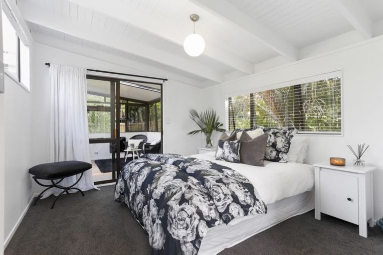 Photo of property in 3/57 Pupuke Road, Birkenhead, Auckland, 0627