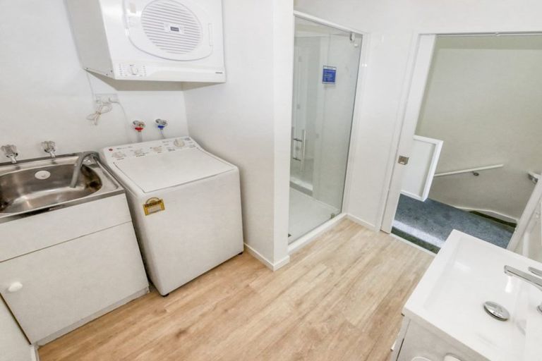 Photo of property in 31-41 Pirie Street, Mount Victoria, Wellington, 6011