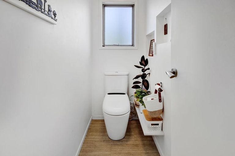 Photo of property in 475 Manawapou Road, Hawera, 4672