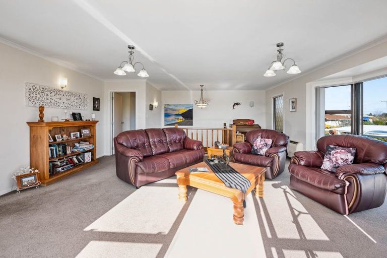 Photo of property in 25 Boundary Road, Waipahihi, Taupo, 3330