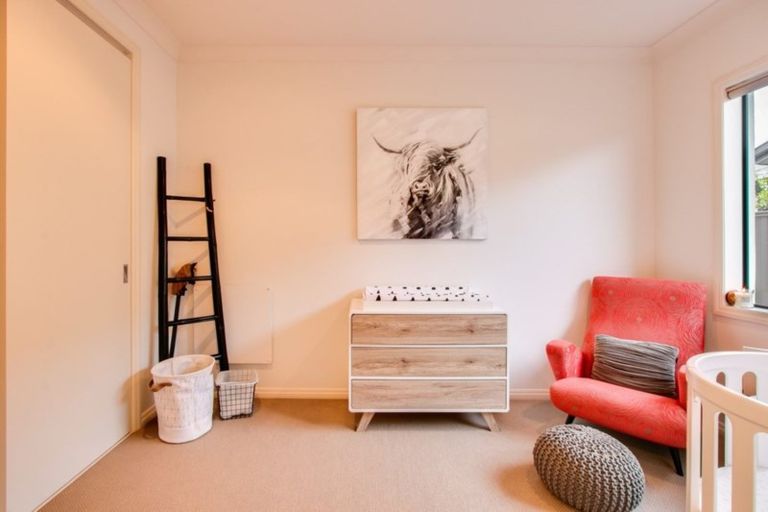 Photo of property in 74 Merlot Drive, Greenmeadows, Napier, 4112