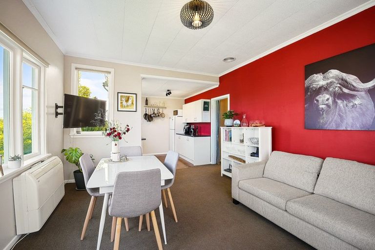 Photo of property in 2 Hawea Street, Ravensbourne, Dunedin, 9022