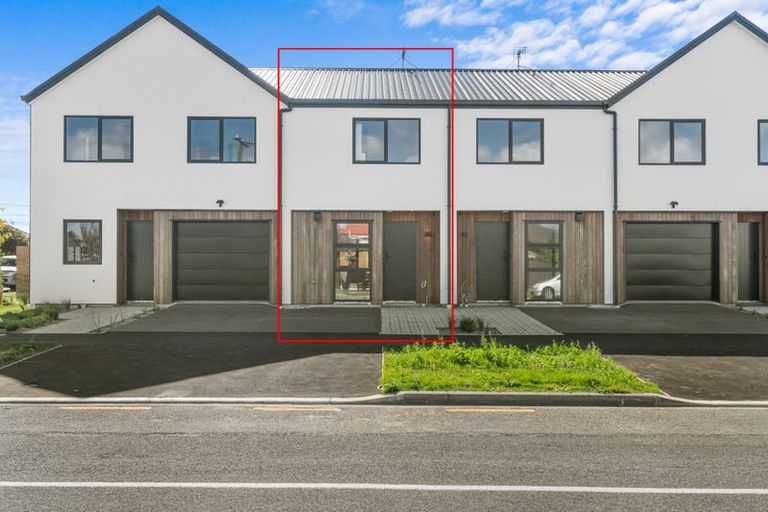Photo of property in 2/7 Gresford Street, Edgeware, Christchurch, 8013