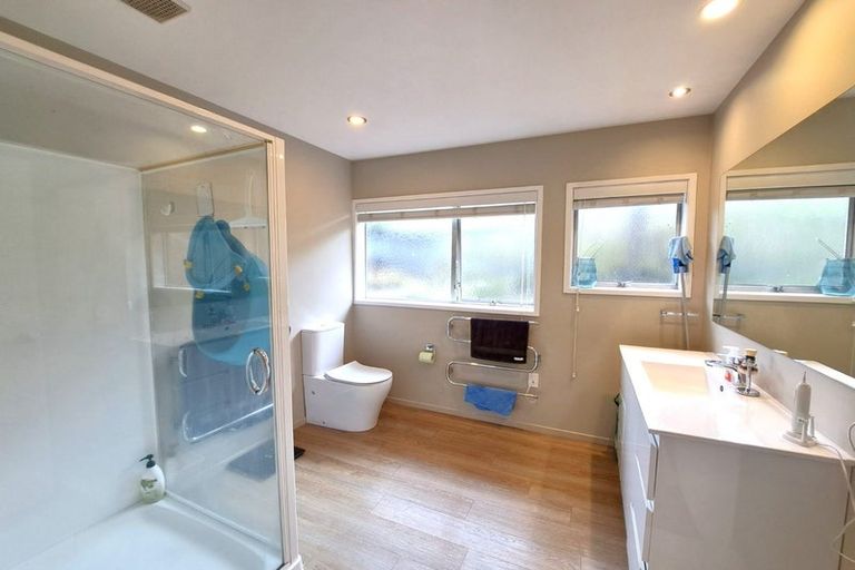 Photo of property in 1/17 Park Road, Birkenhead, Auckland, 0626