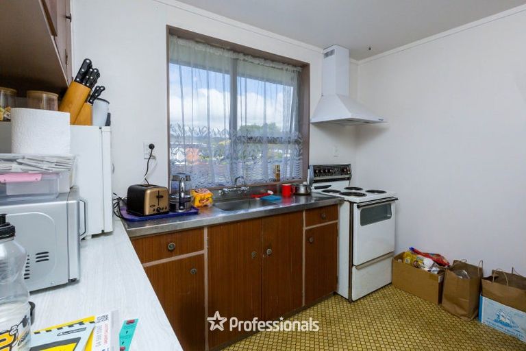 Photo of property in 1/102 Pasadena Crescent, Totara Park, Upper Hutt, 5018
