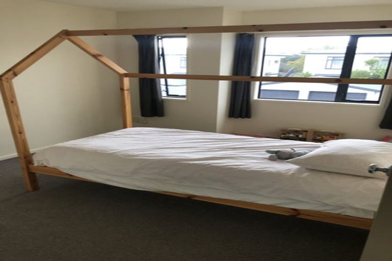 Photo of property in 57/2 Armoy Drive, East Tamaki, Auckland, 2016