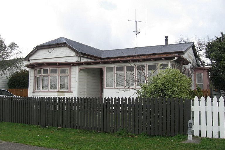 Photo of property in 28 Derby Street, Feilding, 4702
