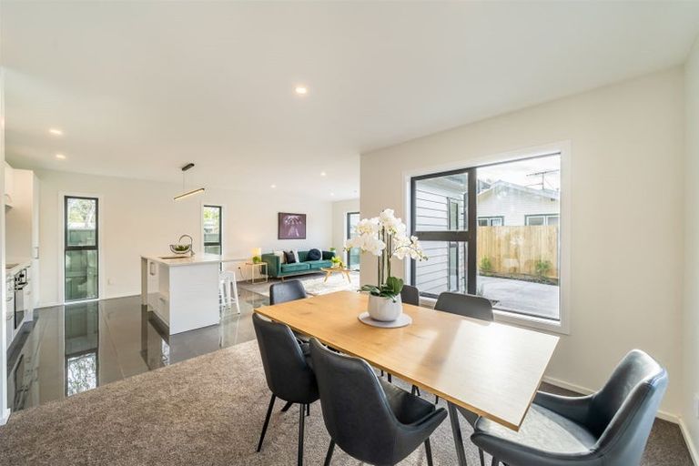 Photo of property in 61a Wyndrum Avenue, Waterloo, Lower Hutt, 5011