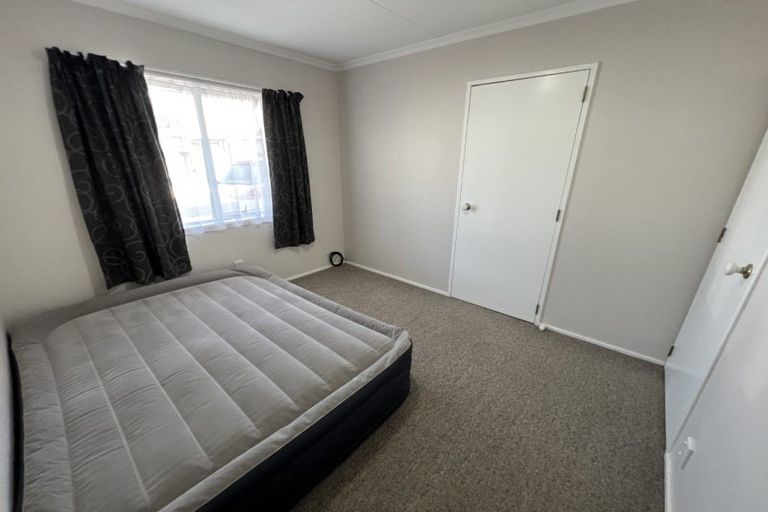 Photo of property in 56a Newton Place, Westbrook, Palmerston North, 4412