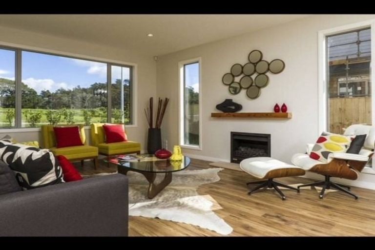 Photo of property in 284 Schnapper Rock Road, Schnapper Rock, Auckland, 0632