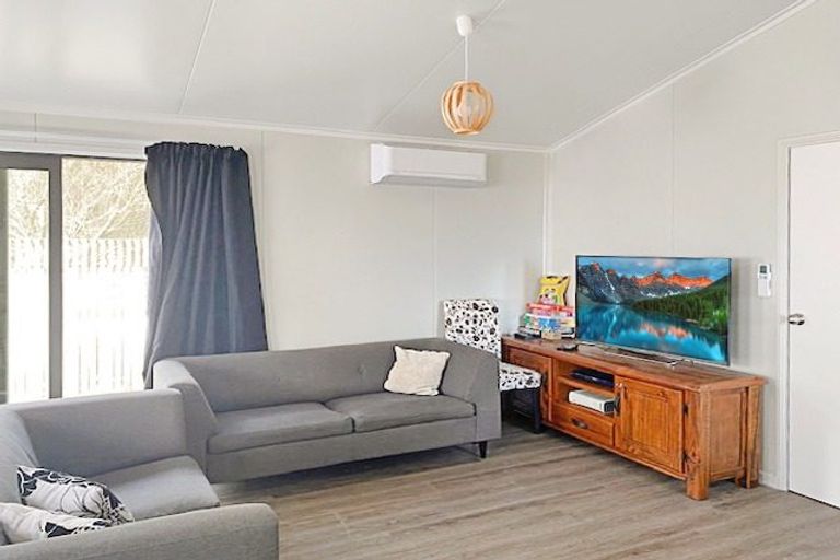 Photo of property in 8 Sandown Avenue, Himatangi Beach, Foxton, 4891