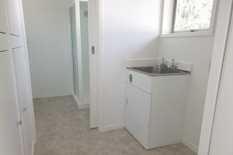 Photo of property in 62 Lincoln Road, Henderson, Auckland, 0610