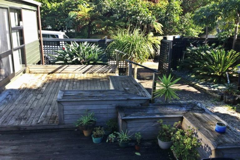 Photo of property in 87 Hillsborough Road, Hillsborough, Auckland, 1042
