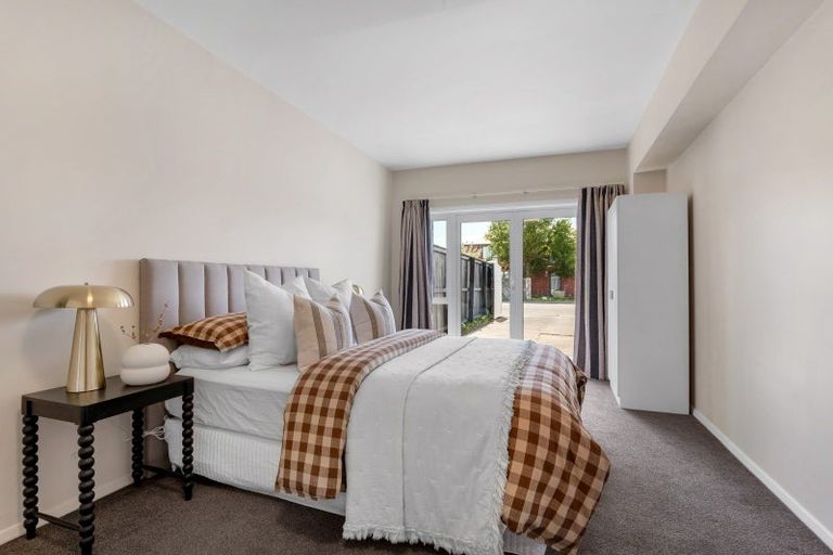 Photo of property in 1/33 Searells Road, Strowan, Christchurch, 8052