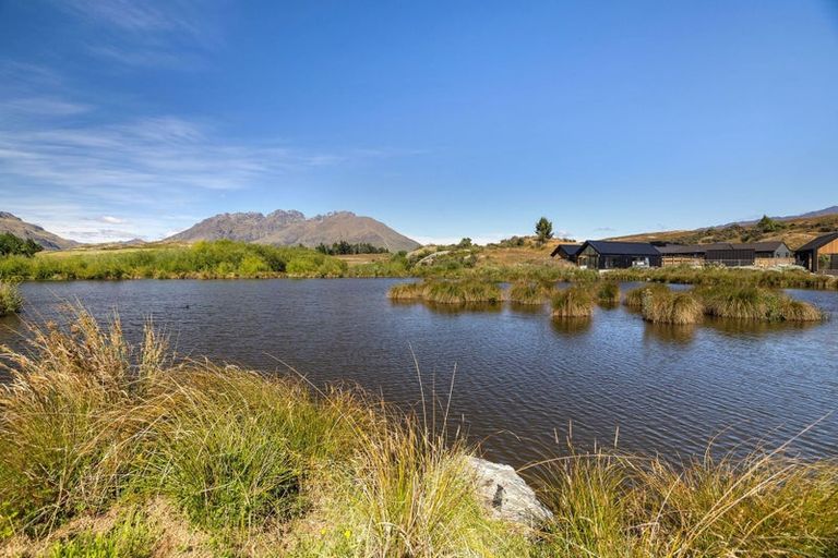 Photo of property in 22 Woolshed Road, Jacks Point, Queenstown, 9371