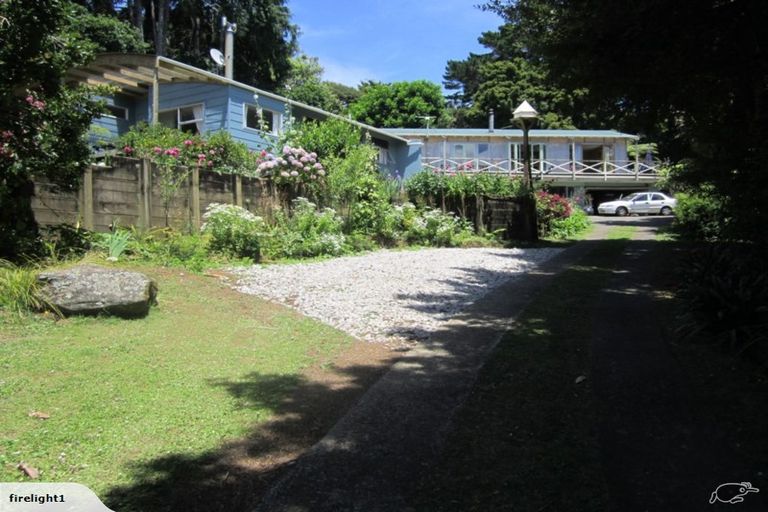 Photo of property in 95 Cornwallis Road, Cornwallis, Auckland, 0604