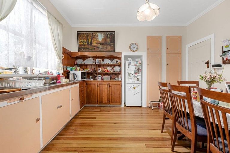 Photo of property in 345 Kihikihi Road, Te Awamutu, 3800