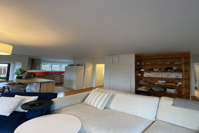 Photo of property in 65 Gordon Road, Plimmerton, Porirua, 5026