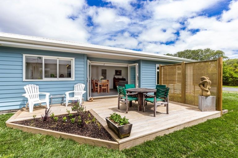 Photo of property in 38 Noumea Drive, Rangatira Park, Taupo, 3330