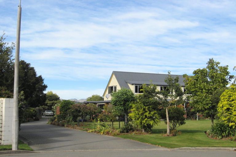 Photo of property in 9b Quirk Place, Sockburn, Christchurch, 8042