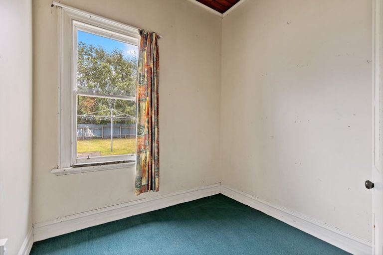 Photo of property in 37 Centre Street, Strathern, Invercargill, 9812
