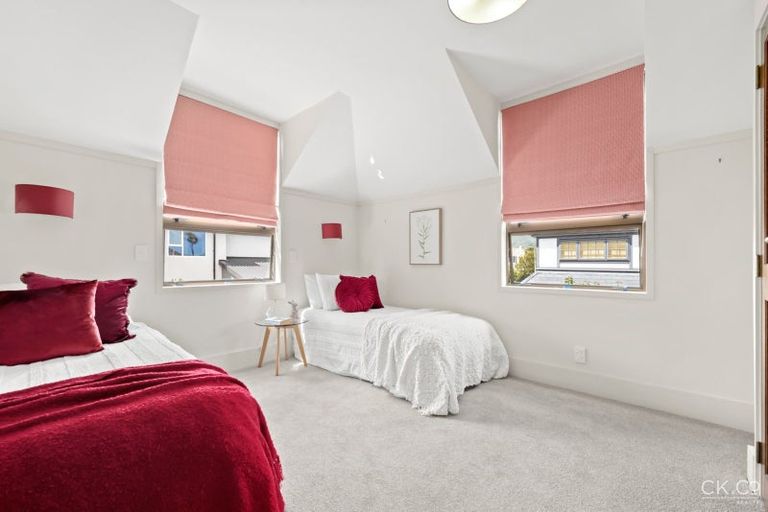 Photo of property in 32 Saint Columbans Grove, Boulcott, Lower Hutt, 5010