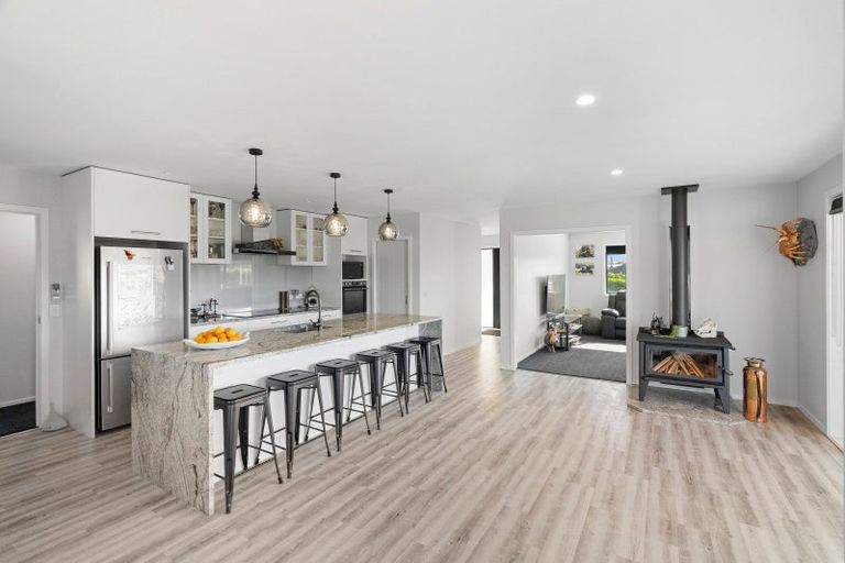 Photo of property in 12 Corbin Court, Ohau, Levin, 5570