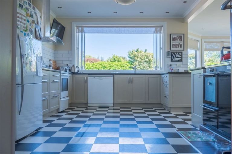 Photo of property in 120 Patons Rock Road, Patons Rock, Takaka, 7182