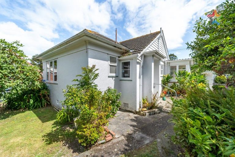 Photo of property in 21 Hayward Terrace, Waiwhetu, Lower Hutt, 5010