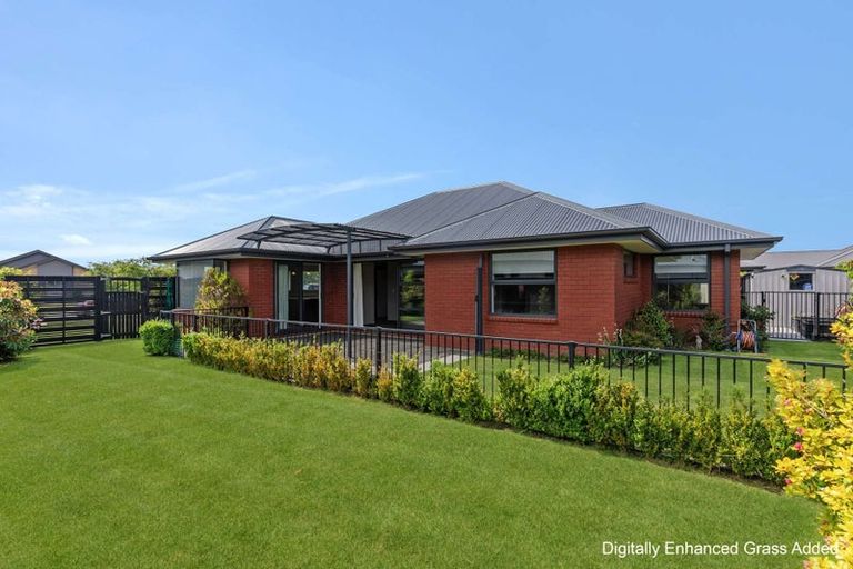 Photo of property in 24 Wootton Place, Kaiapoi, 7630