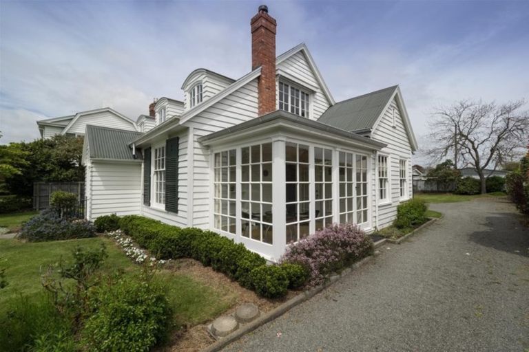 Photo of property in 112 Cameron Street, Ashburton, 7700