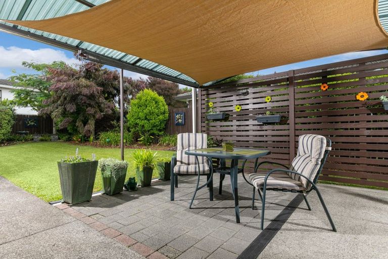 Photo of property in 74 Vintage Drive, Henderson, Auckland, 0612