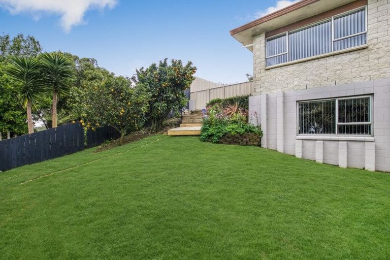Photo of property in 9 Rhonda Place, Opaheke, Papakura, 2113