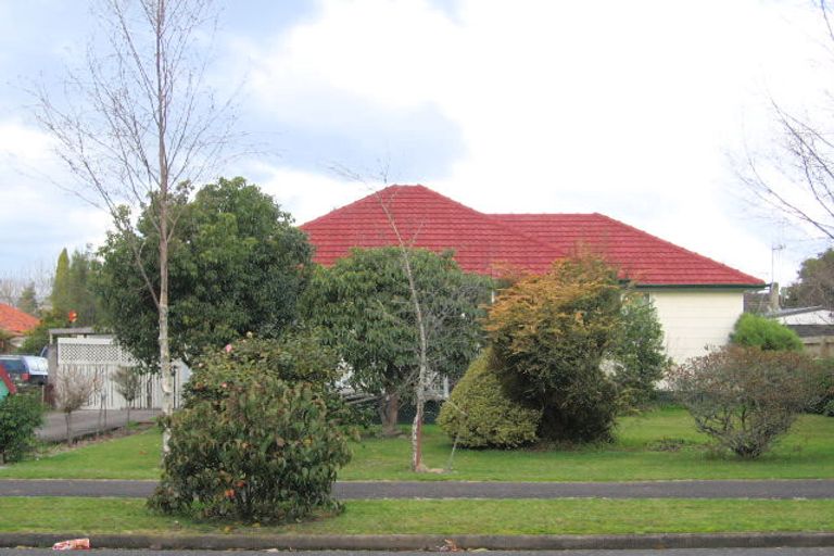 Photo of property in 16 Rawlings Street, Bader, Hamilton, 3206