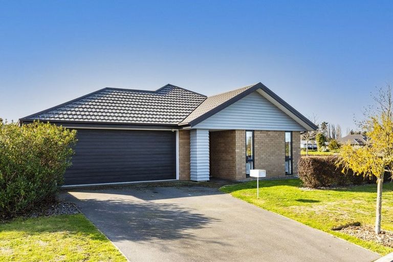 Photo of property in 23 Raranga Street, Marshland, Christchurch, 8083