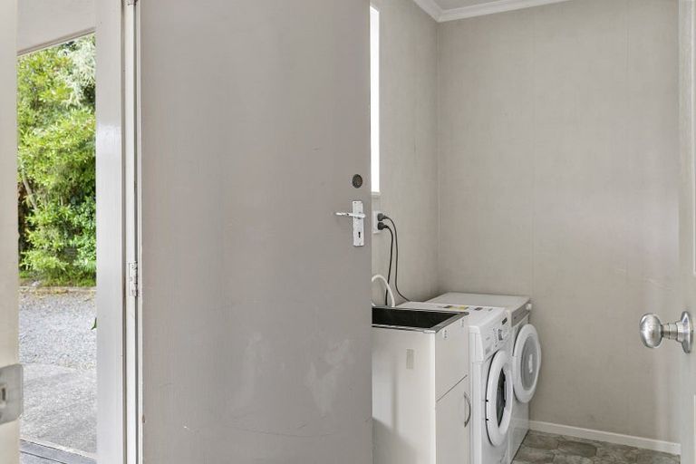 Photo of property in 39 Te Herekiekie Street, Turangi, 3334