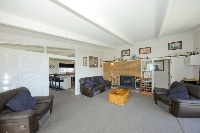 Photo of property in 44 Landsdowne Terrace, Cashmere, Christchurch, 8022
