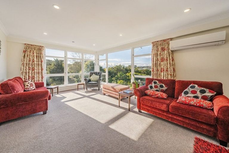 Photo of property in 67 Chamberlain Road, Karori, Wellington, 6012