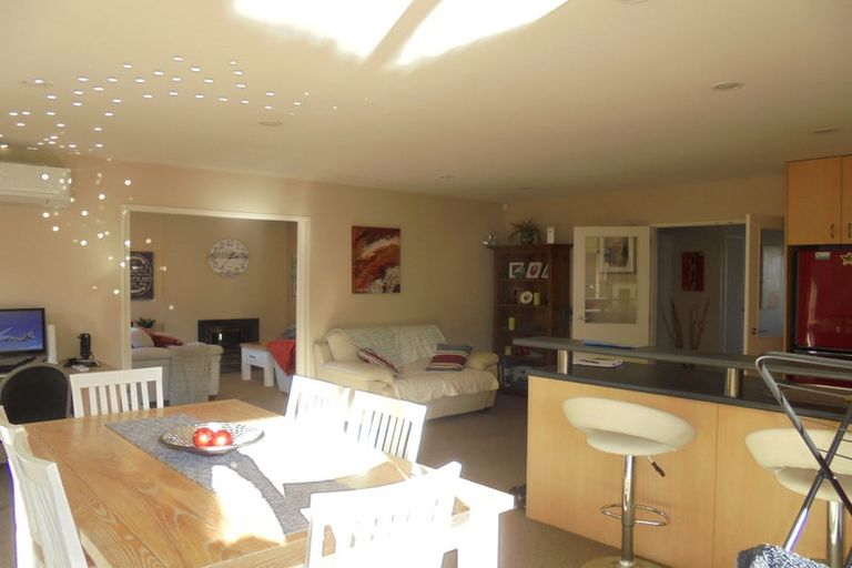 Photo of property in 8 Bibiana Street, Aidanfield, Christchurch, 8025