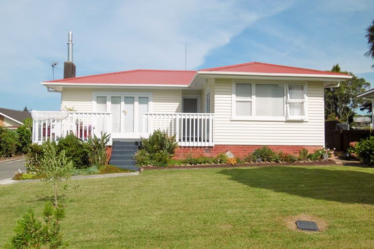 Photo of property in 4/37 Mcleod Road, Weymouth, Auckland, 2103