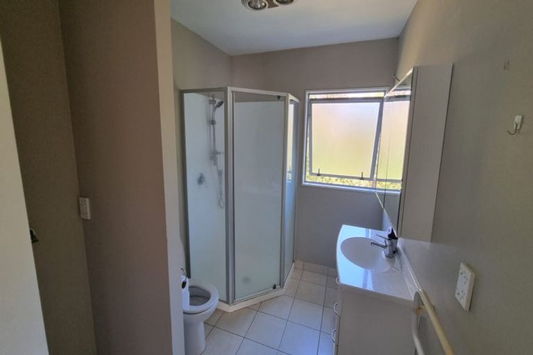 Photo of property in 18a Hythe Terrace, Mairangi Bay, Auckland, 0630