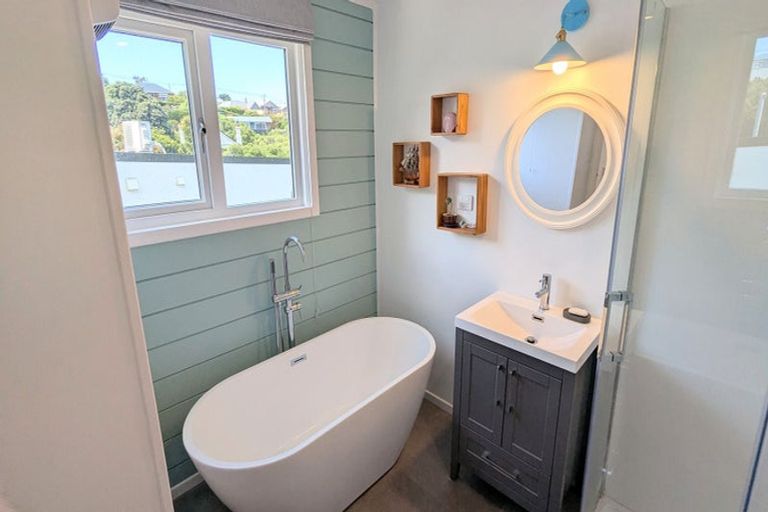 Photo of property in 54 Tomahawk Road, Andersons Bay, Dunedin, 9013