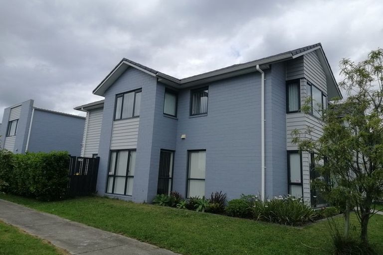 Photo of property in 49 Treestump Road, Takanini, 2112