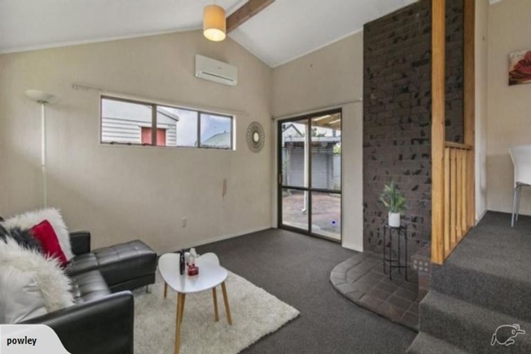 Photo of property in 12 Jellicoe Avenue, Tuakau, 2121