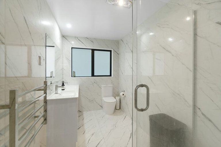 Photo of property in 3 Penny Lane, Pukekohe, 2120