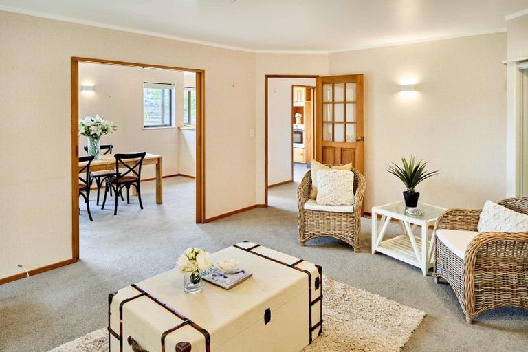 Photo of property in 123 Oriel Avenue, Tawa, Wellington, 5028