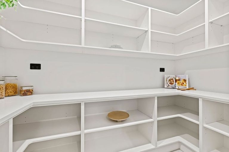 Photo of property in 158 Shillingford Boulevard, Rolleston, 7615