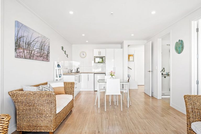 Photo of property in 29 Schooner Avenue, Snells Beach, 0920