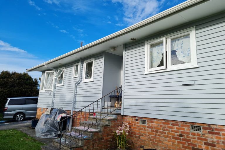 Photo of property in 83 Barrys Road, Glendene, Auckland, 0602